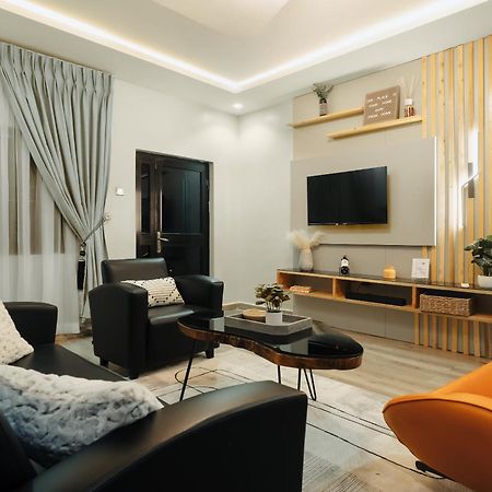 Kashco Apartments Wuse 2 อาบูจา ภายนอก รูปภาพ